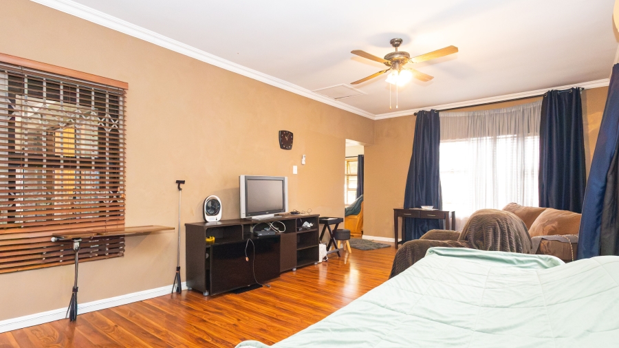 3 Bedroom Property for Sale in Panorama Western Cape